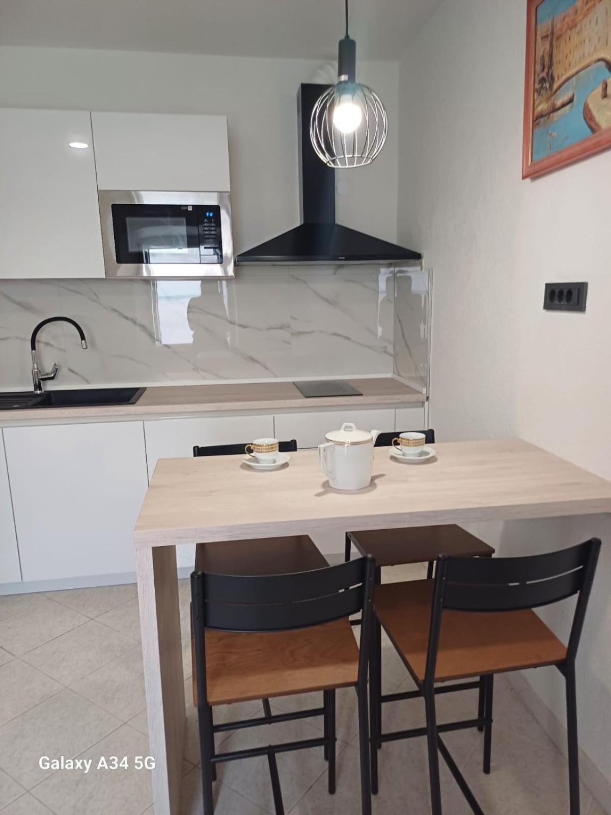 Apartmani Centar Selce Buitenkant foto
